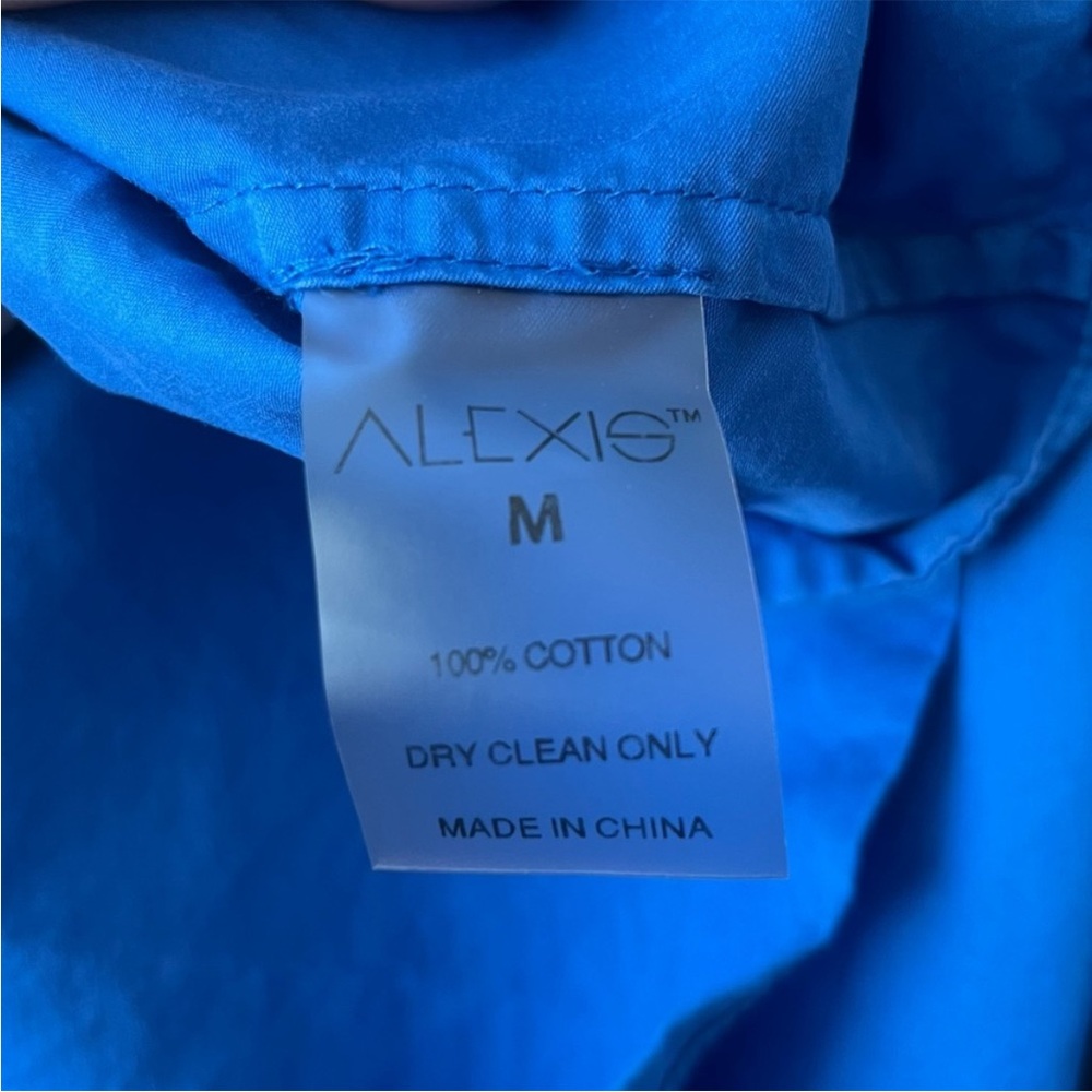 Alexis Gio Top in Azure Blue - Picture 7 of 8